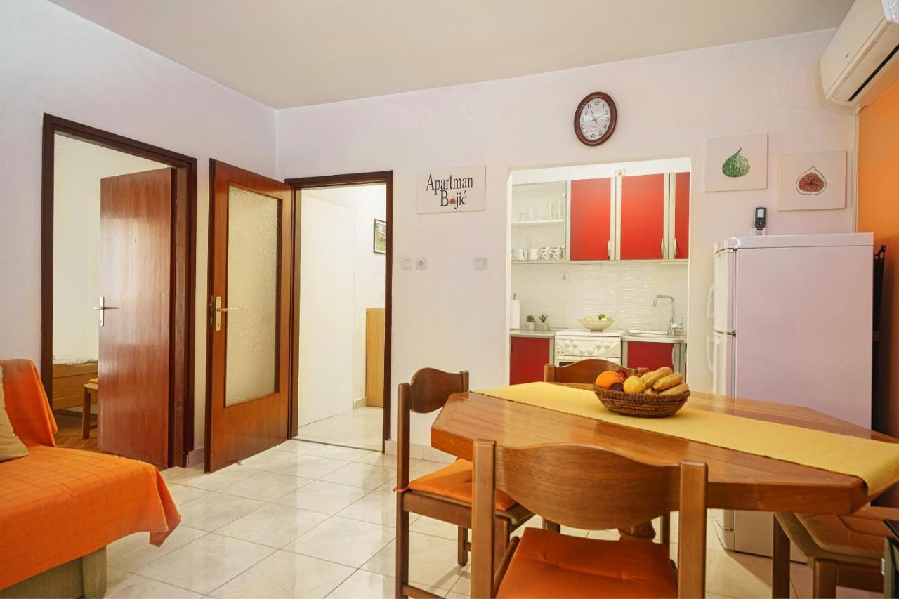 Apartment Bojic Vodice Exterior foto